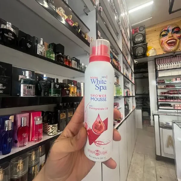 شاور موس و فوم اصلاح داخل حمام وایت اسپا